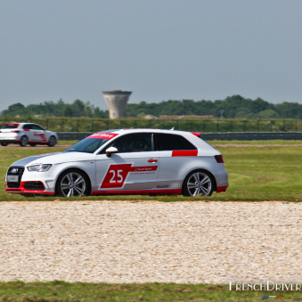 Lunette arri?re Makrolon Audi A3 8V 